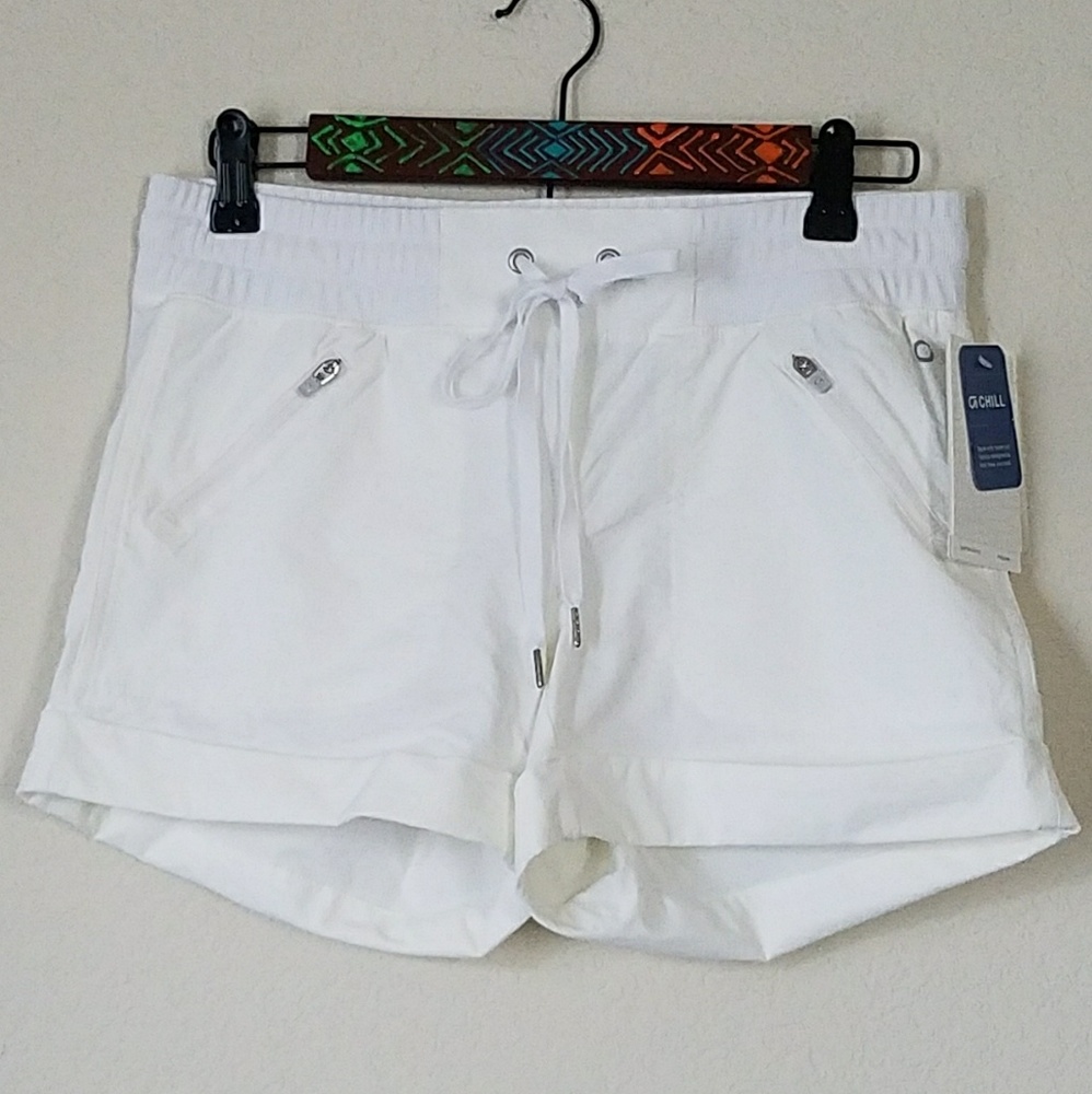 GAP White shorts